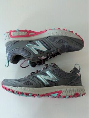 New Balance Gray Teal All Terrain Running Sneakers Women's Size 7.5